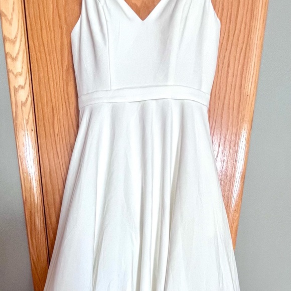 Mac Duggal wedding dress - Picture 4 of 9